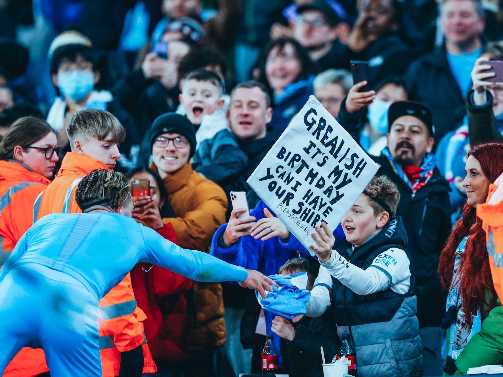 了丰富的话 了丰富的话